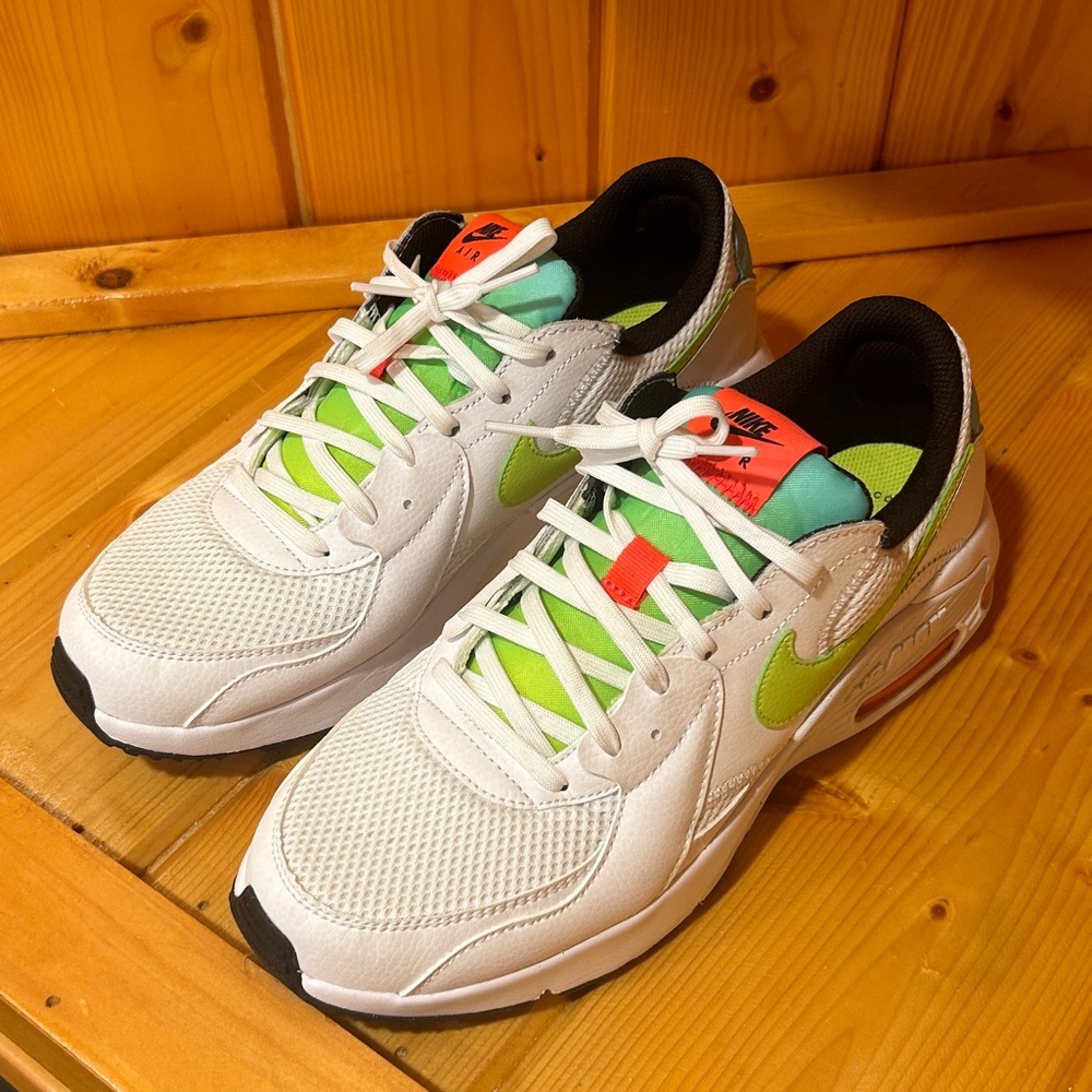Nike Air Max Excee Sneakers Women’s Size 10